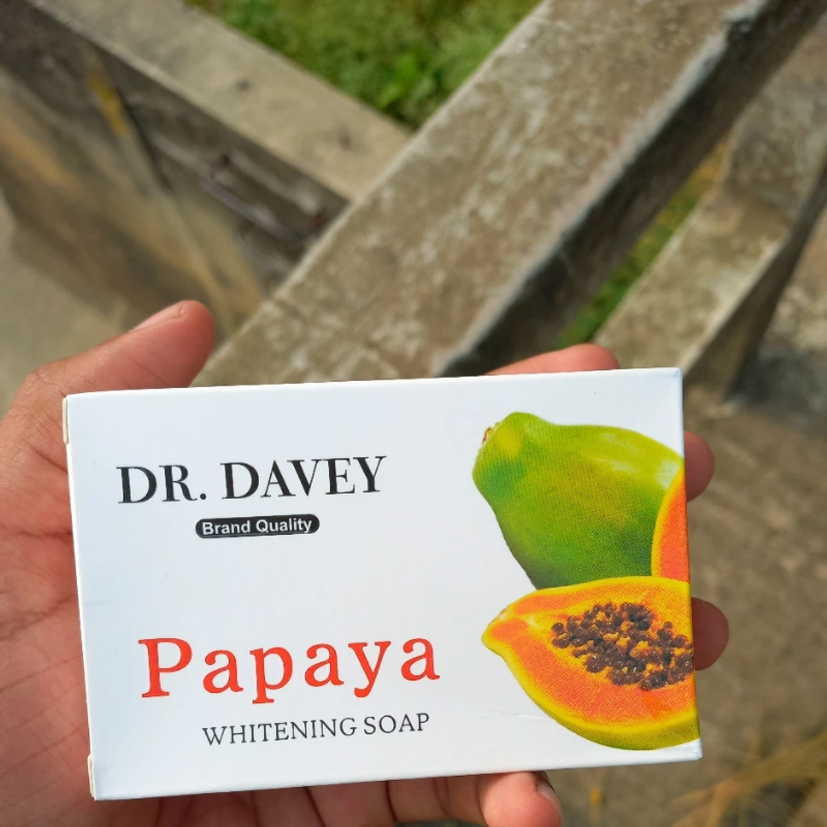 DR Davey Papaya Whitening Soap - Image 3