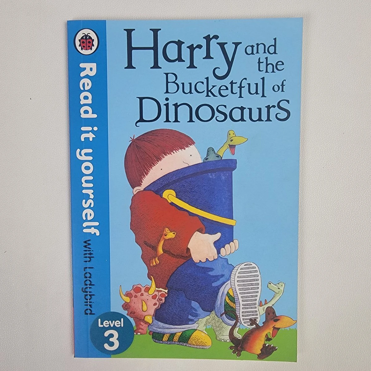 Ladybird level-03 (Harry and The Bucketful of Dinosaurs)