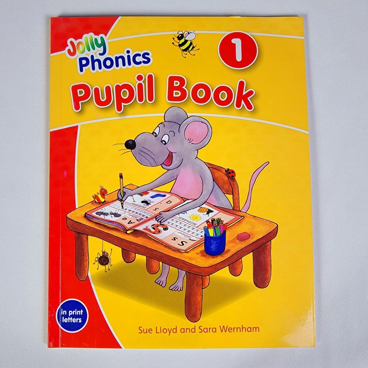 JOLLY PHONICS PUPLI BOOK 1