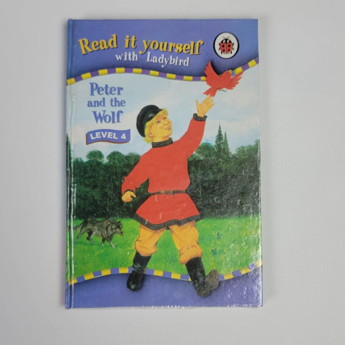 Ladybird level-04 Hardcover (Peter and The Wolf)