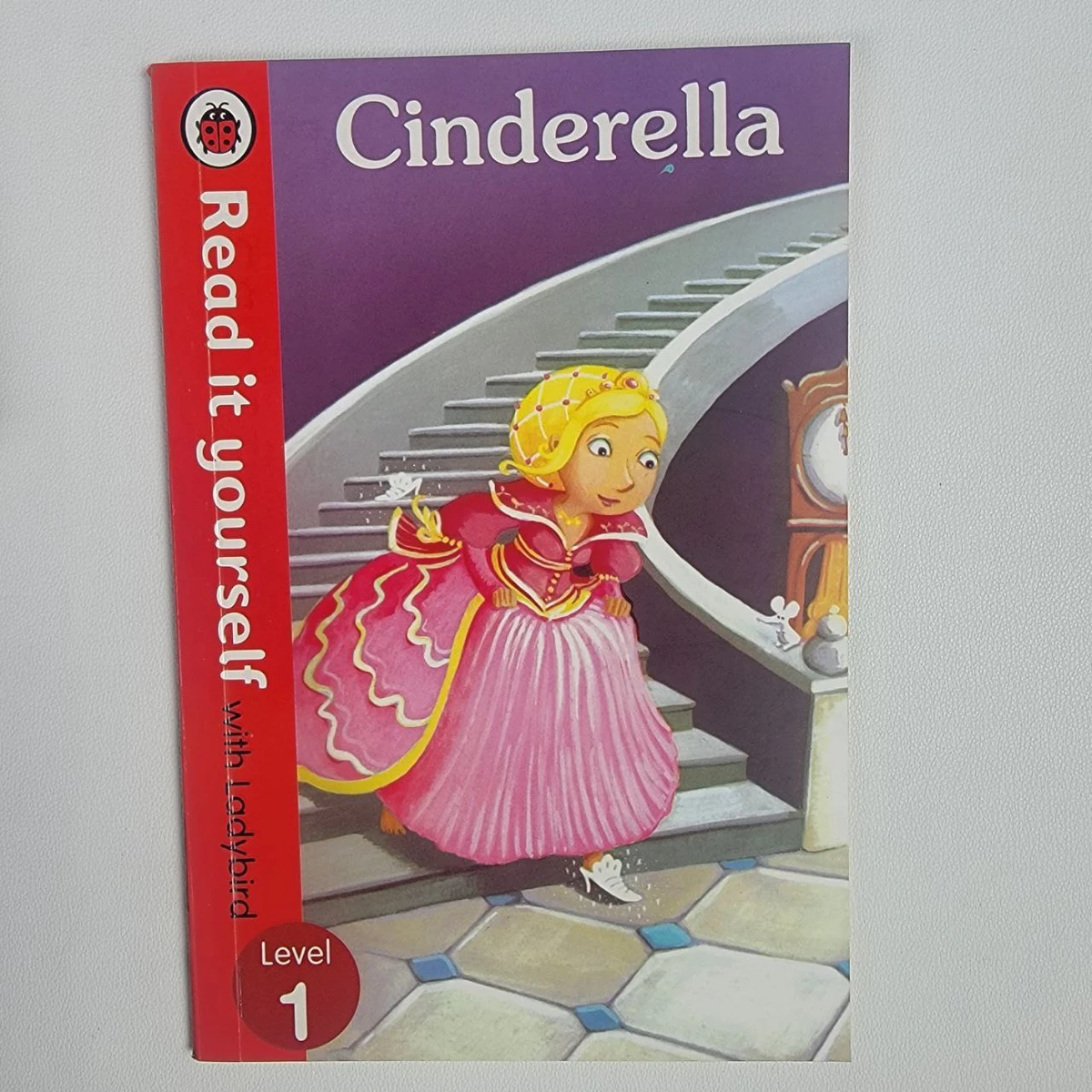 Ladybird level 01 (Cinderella)