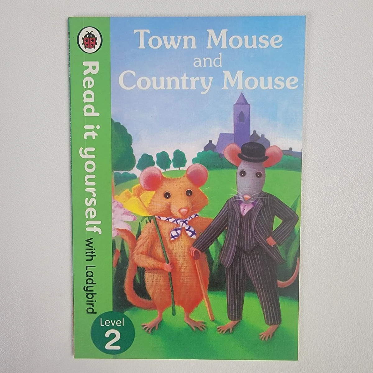 Ladybird level-02 (Town Mouse and Country Mouse)